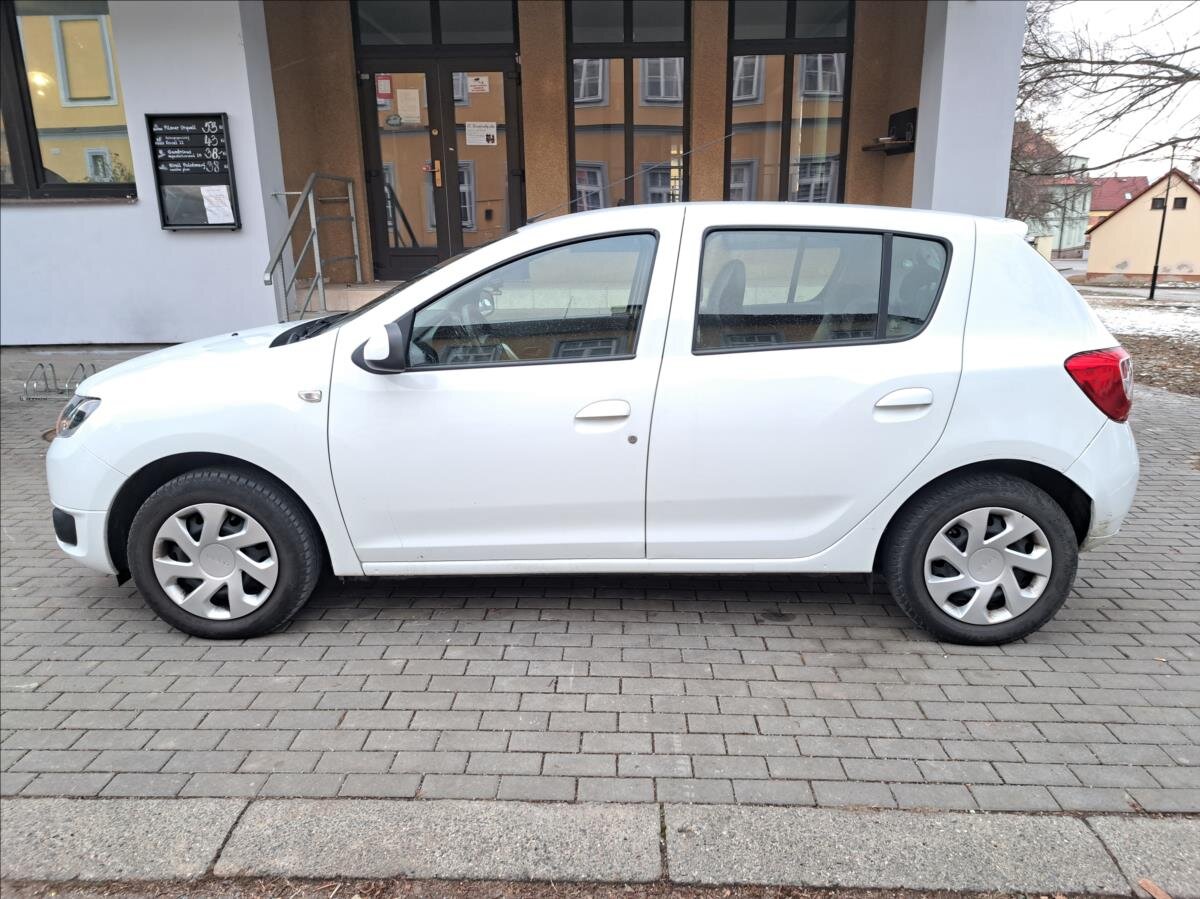Dacia Sandero Hatchback 1,1 l 54 kw