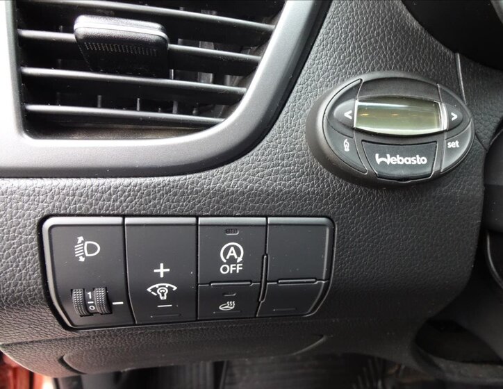 Hyundai i30 Kombi 1,6 l 99 kw