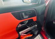 Mercedes-Benz GLB 13