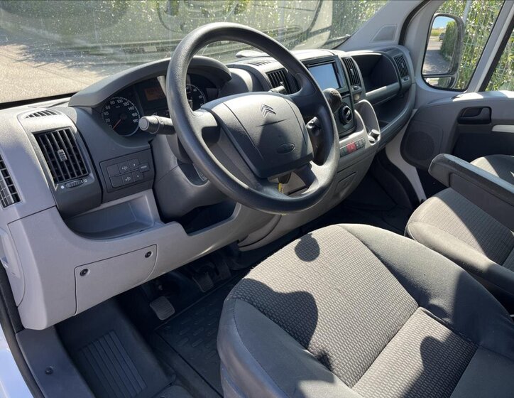 Citroën Jumper Skříň 2,2 l 74 kw