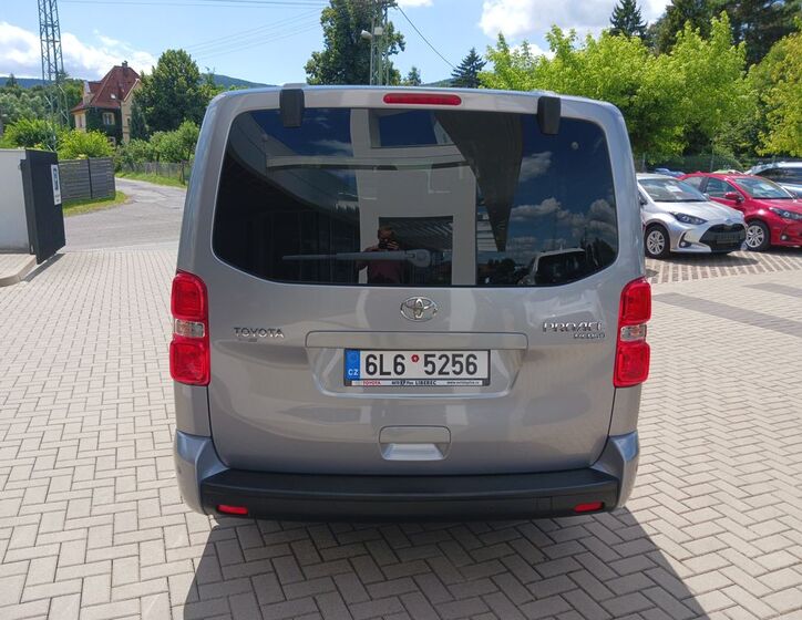 Toyota ProAce Verso 13