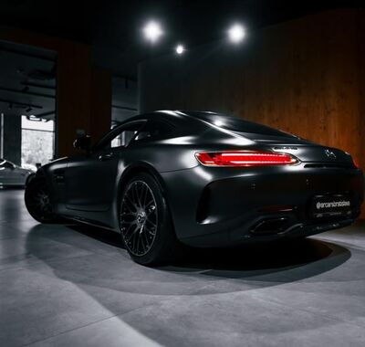 Mercedes-Benz AMG GT 10