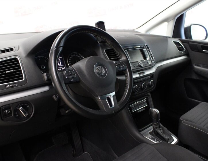 Volkswagen Sharan 10