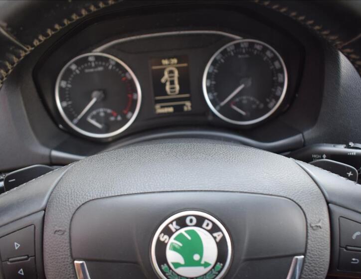 Škoda Octavia 32