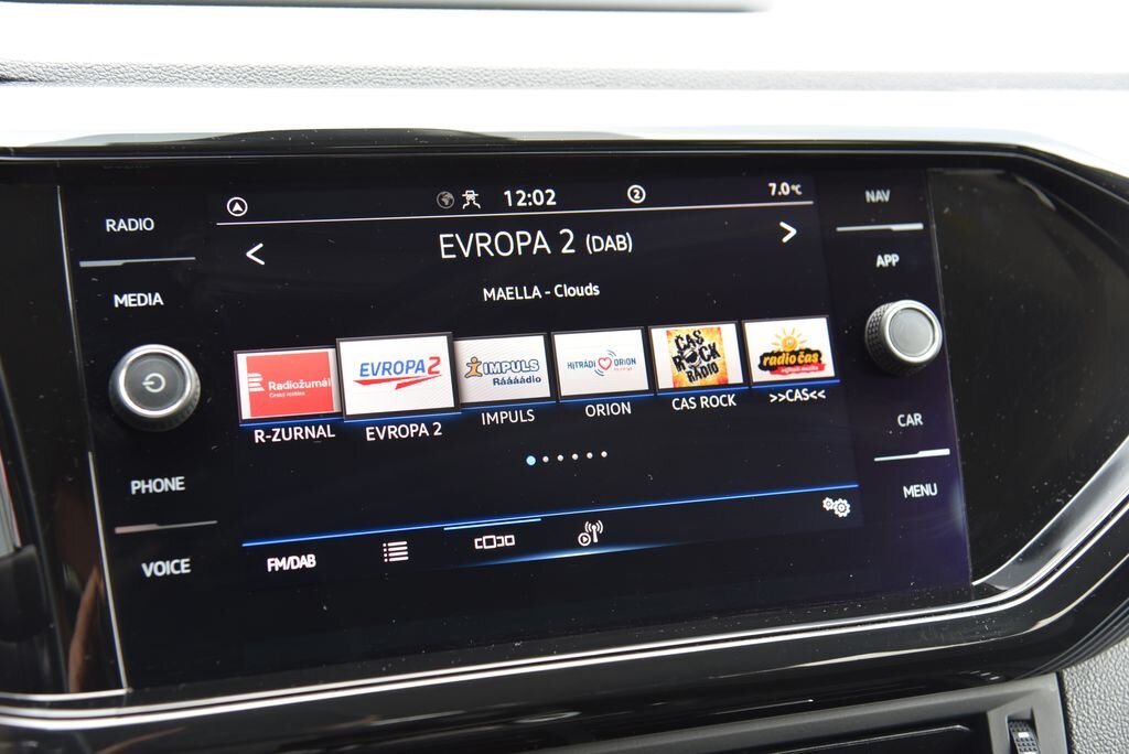 Volkswagen T-Cross SUV / Terénní 1,5 l 110 kw