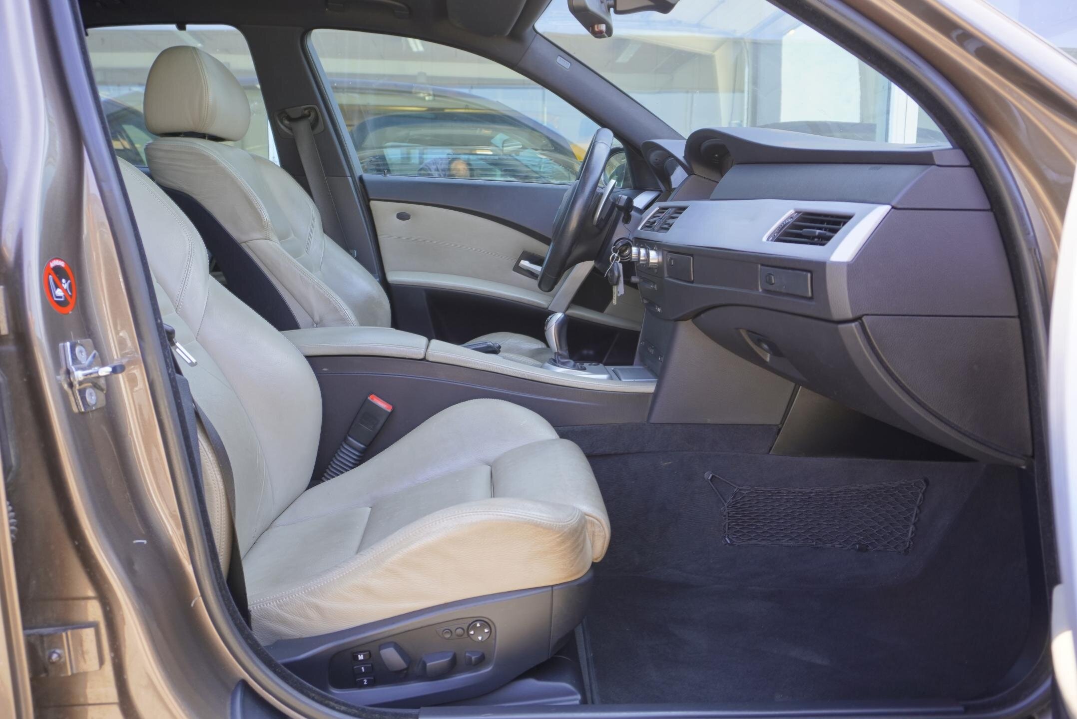 BMW M5 Sedan 5,0 l 373 kw