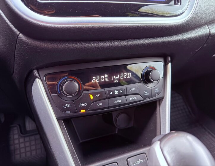 Suzuki SX4 S-Cross SUV / Terénní 1,4 l 103 kw