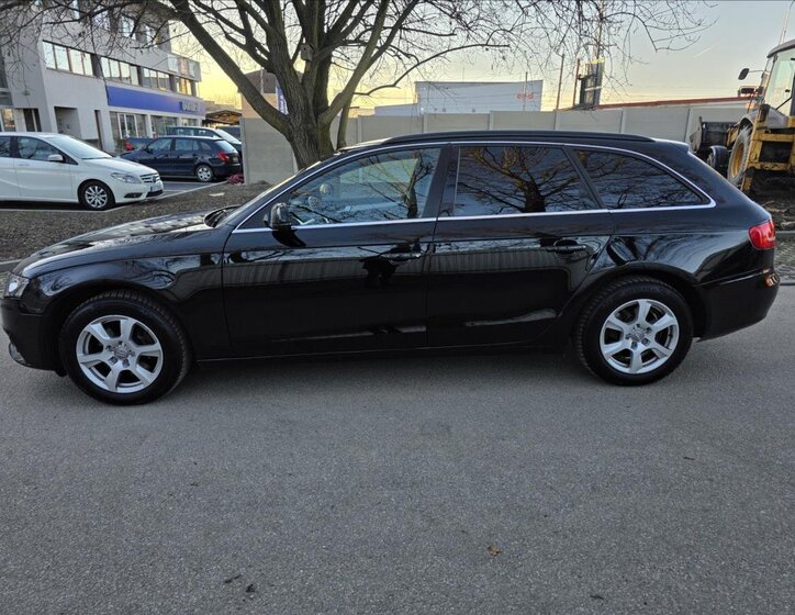 Audi A4 Kombi 2,0 l 88 kw