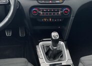 KIA ProCeed Kombi 1,5 l 118 kw