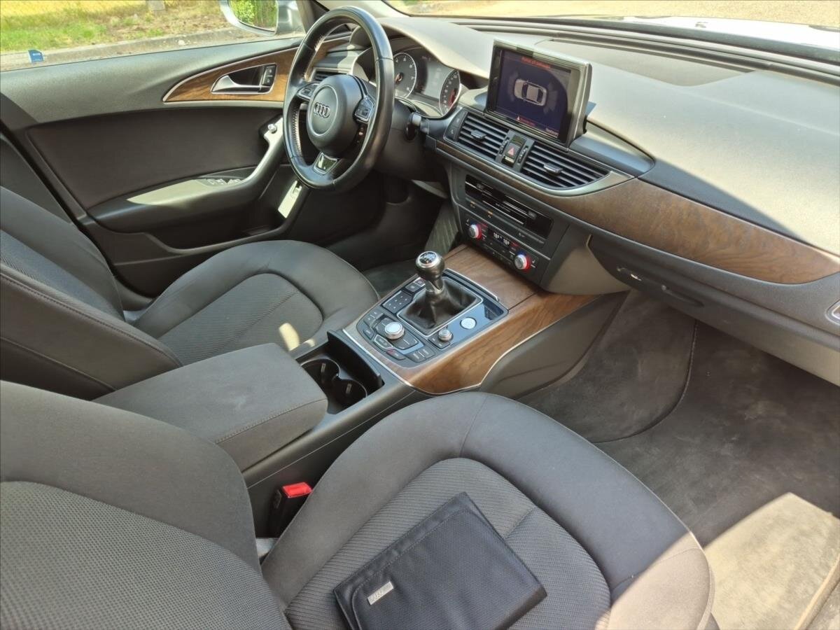 Audi A6 Sedan / Limuzína 2,8 l 150 kw