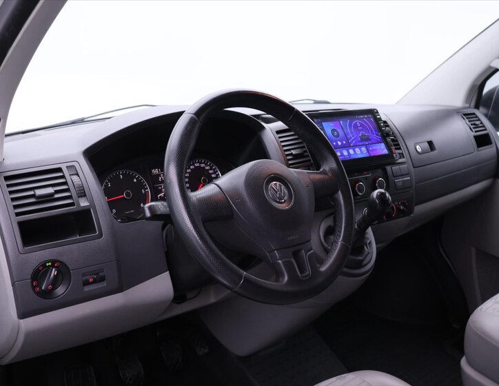 Volkswagen Transporter Kombi 2,0 l 75 kw