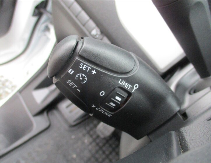 Peugeot Traveller Ostatní 2,0 l 110 kw