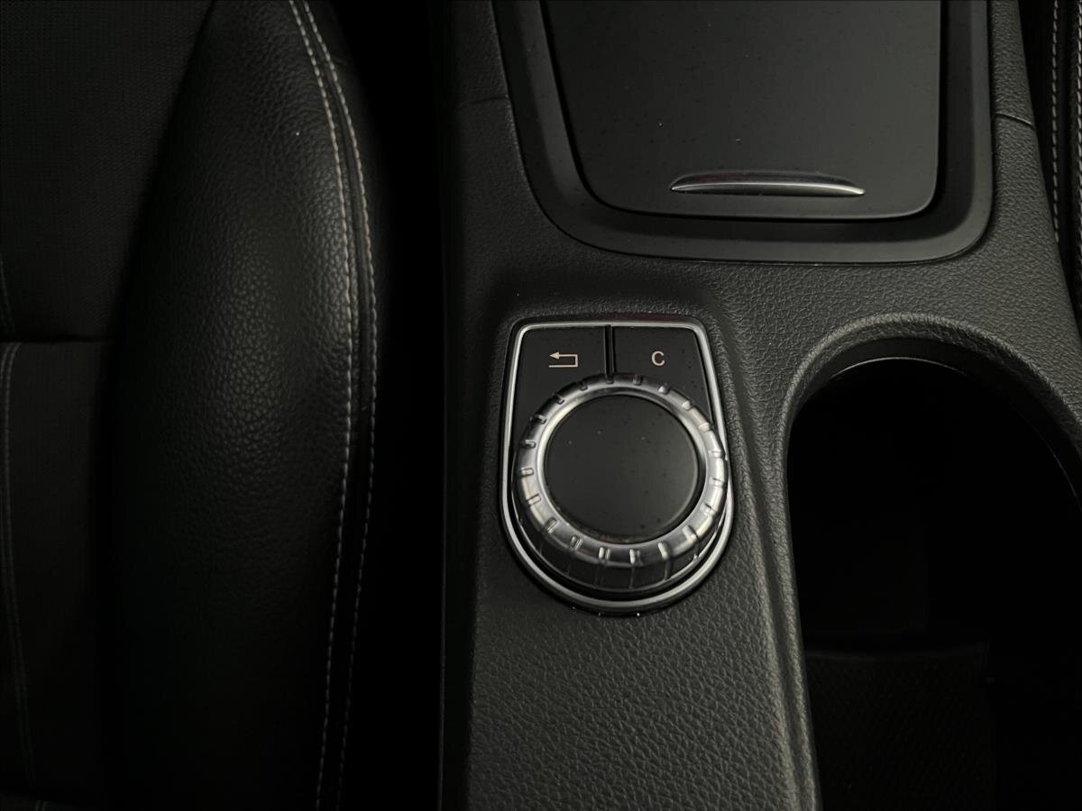 Mercedes-Benz Třídy B Hatchback 1,8 l 100 kw