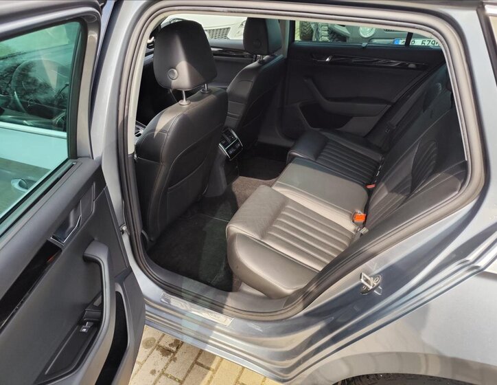 Škoda Superb Kombi 2,0 l 140 kw