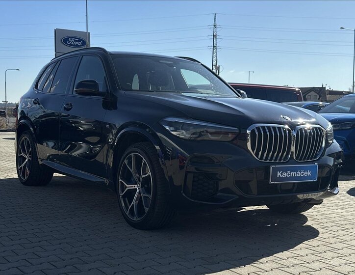 BMW X5 SUV / Terénní 3,0 l 210 kw