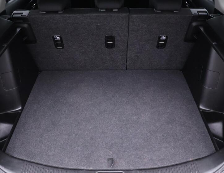 Suzuki SX4 S-Cross 10