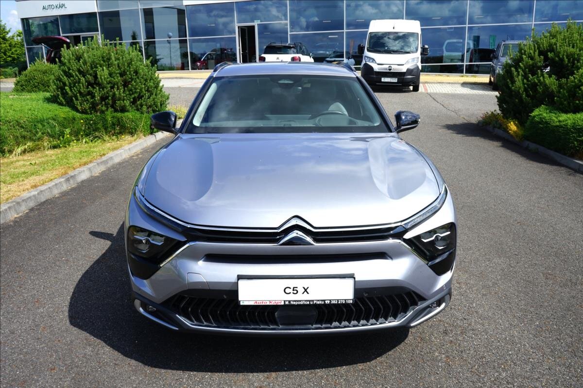 Citroën C5 X Hatchback 1,6 l 133 kw