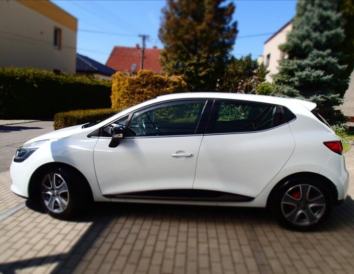 Renault Clio Hatchback 1,1 l 54 kw