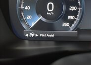 Volvo XC40 SUV / Terénní 2,0 l 145 kw