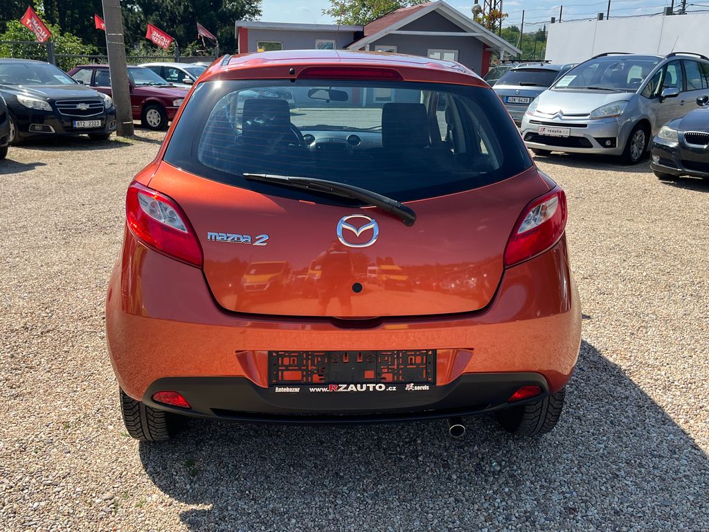 Mazda 2