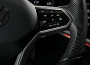 Volkswagen Touareg 27