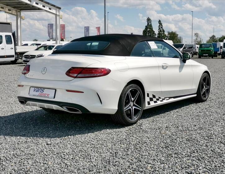 Mercedes-Benz Třídy C 9