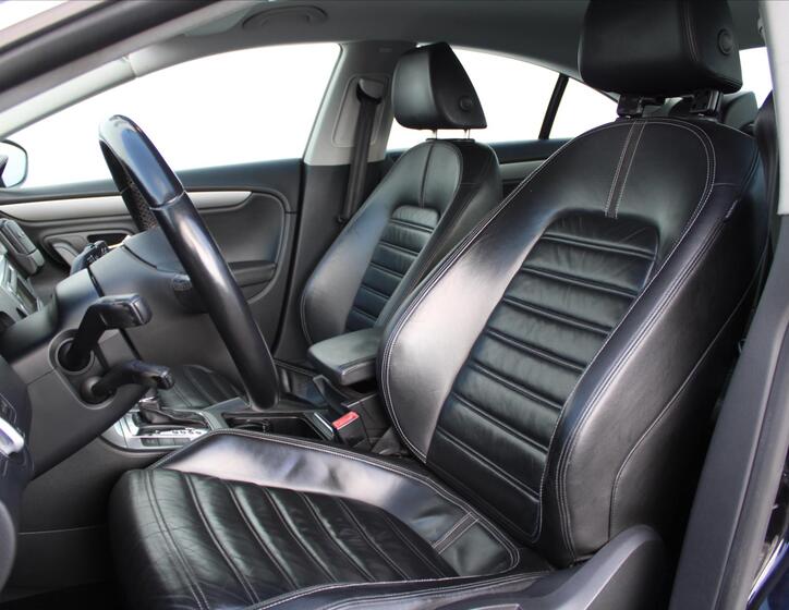 Volkswagen Passat CC 10