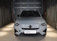 Volvo EX40 SUV / Terénní 0,0 185 kw