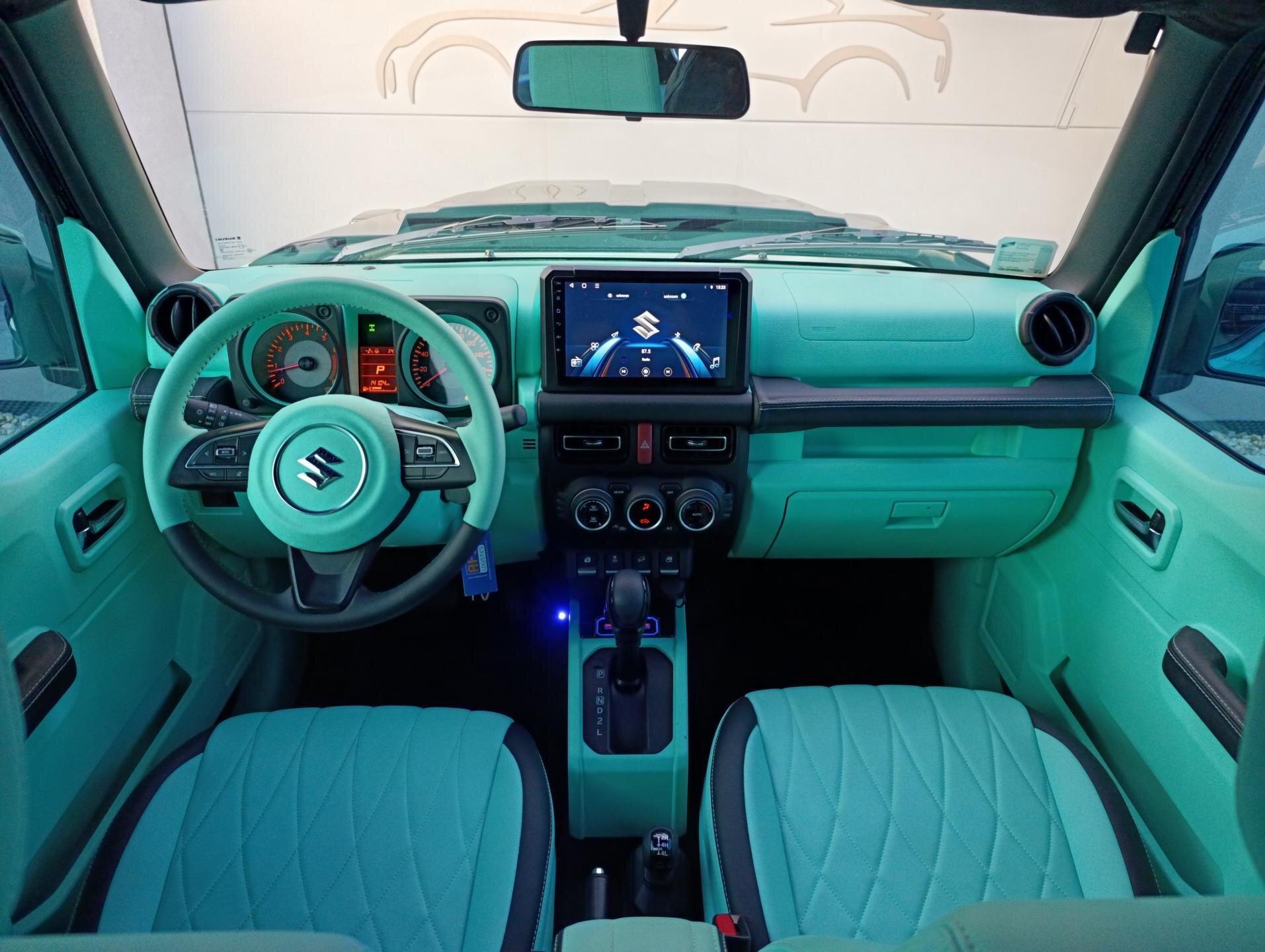 Suzuki Jimny SUV 1,5 l 75 kw