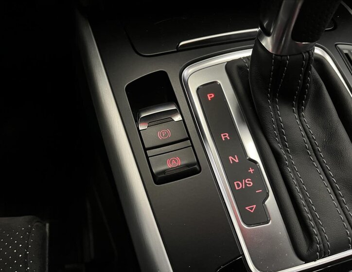 Audi A4 Kombi 2,0 l 140 kw