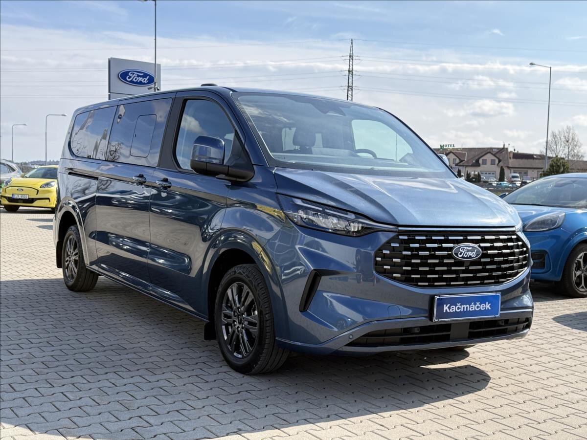 Ford Tourneo Custom MPV 2,0 l 125 kw