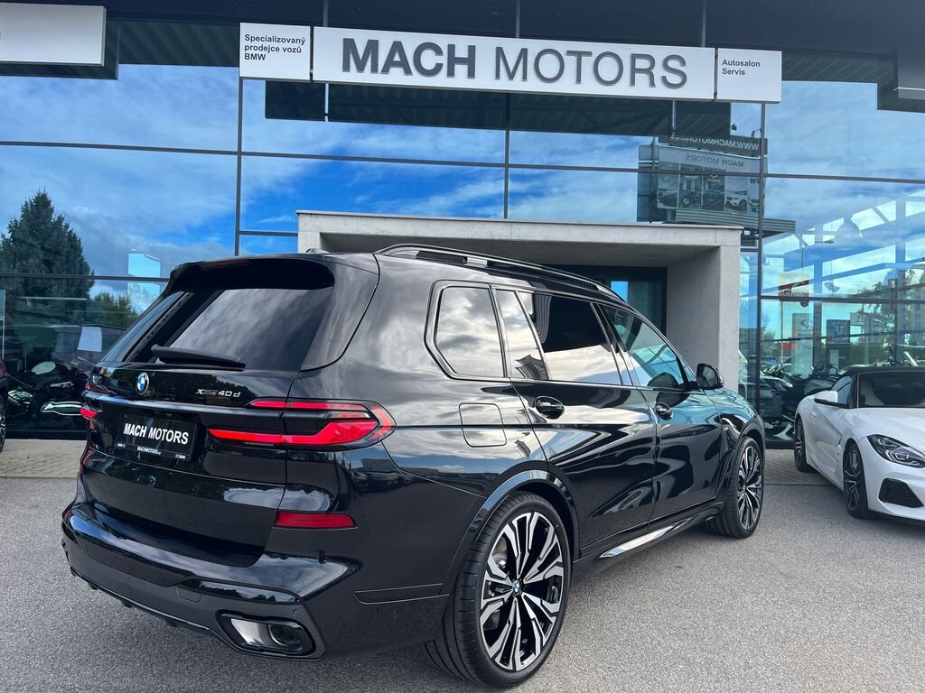BMW X7 SUV / Terénní 3,0 l 250 kw