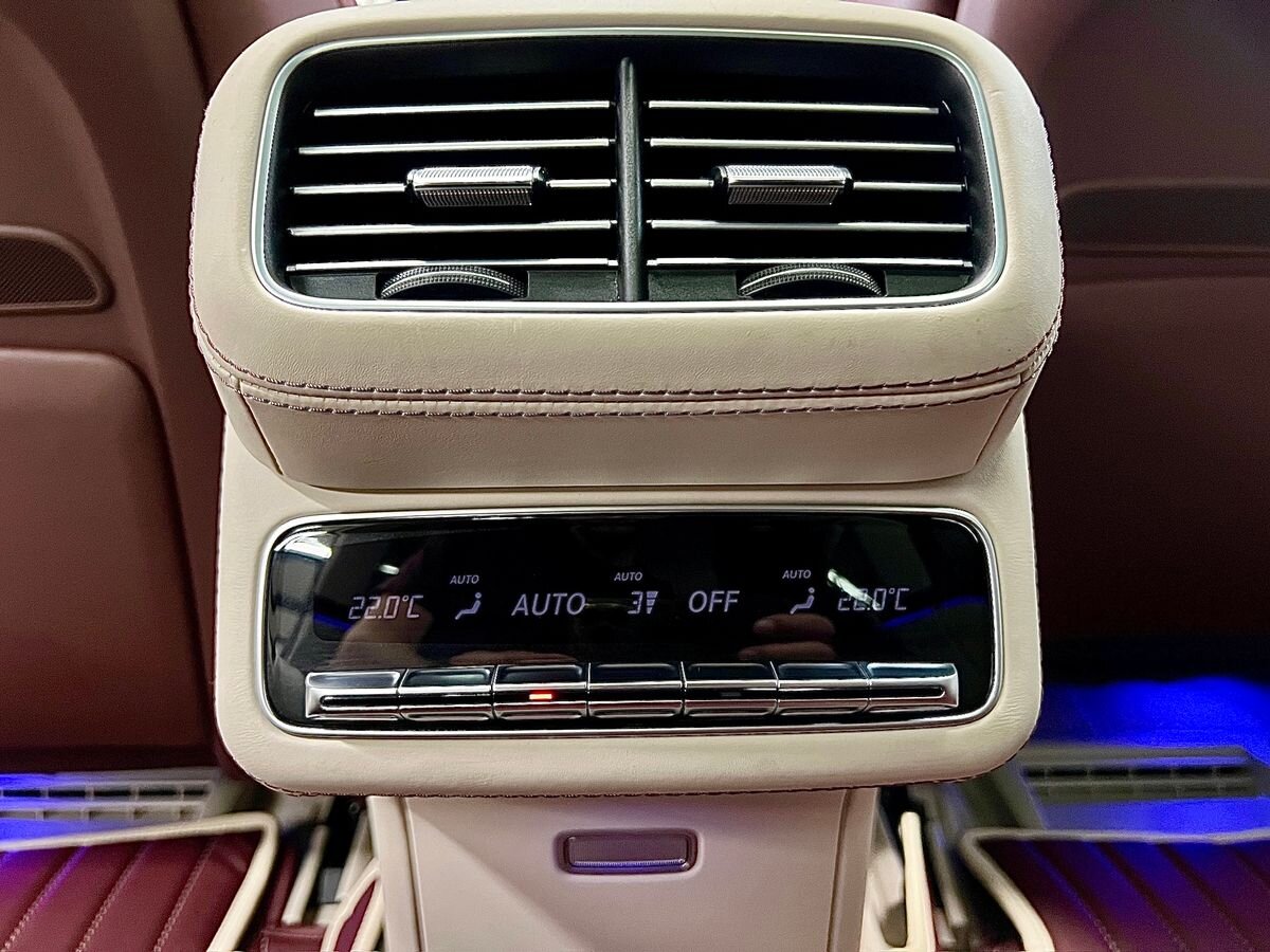 Mercedes-Benz GLS SUV / Terénní 4,0 l 410 kw