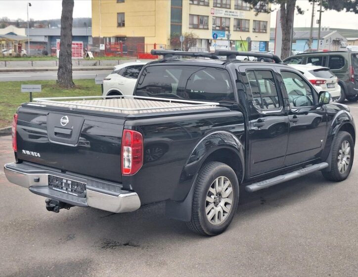 Nissan Navara Pick-up 3,0 l 170 kw