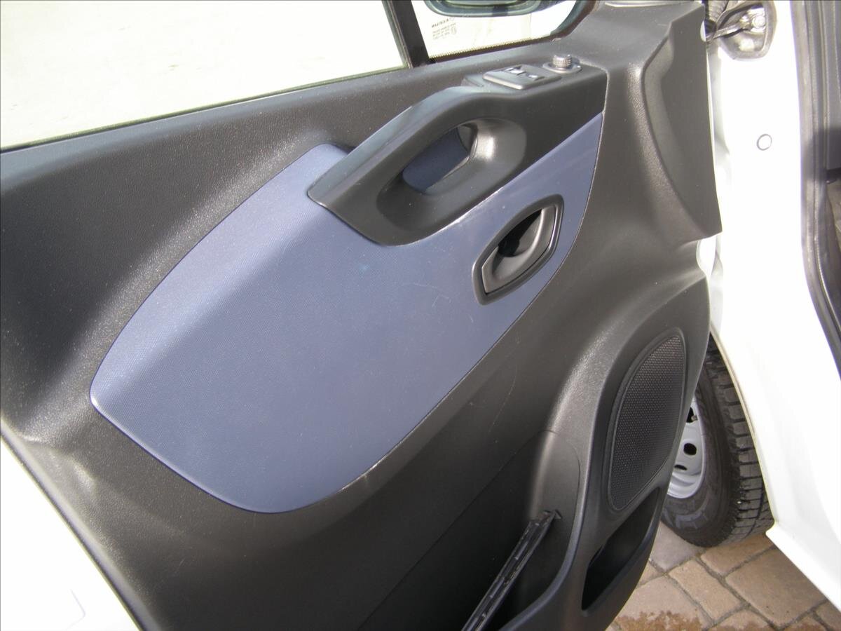 Renault Trafic Ostatní 1,6 l 0