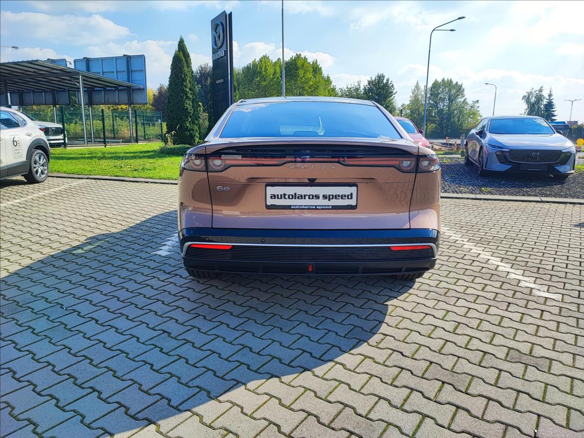 Mazda 6e