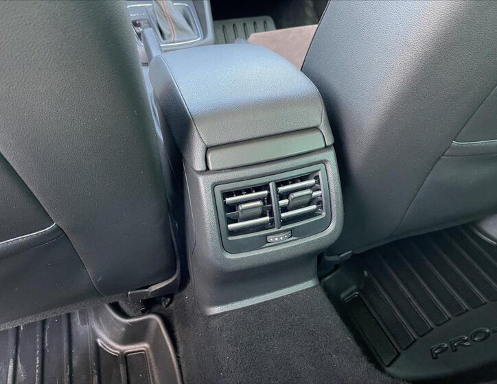 Seat Leon Kombi 2,0 l 135 kw