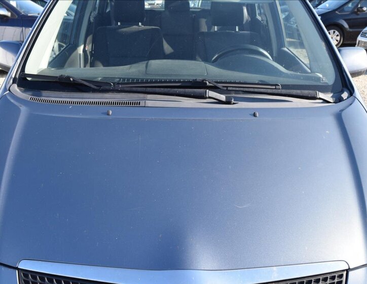 Toyota Corolla Verso 3