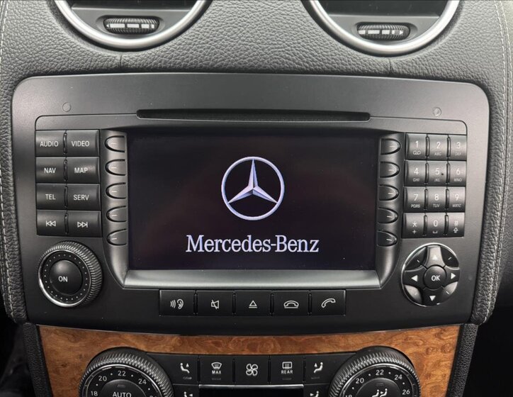 Mercedes-Benz GL SUV / Terénní 3,0 l 165 kw