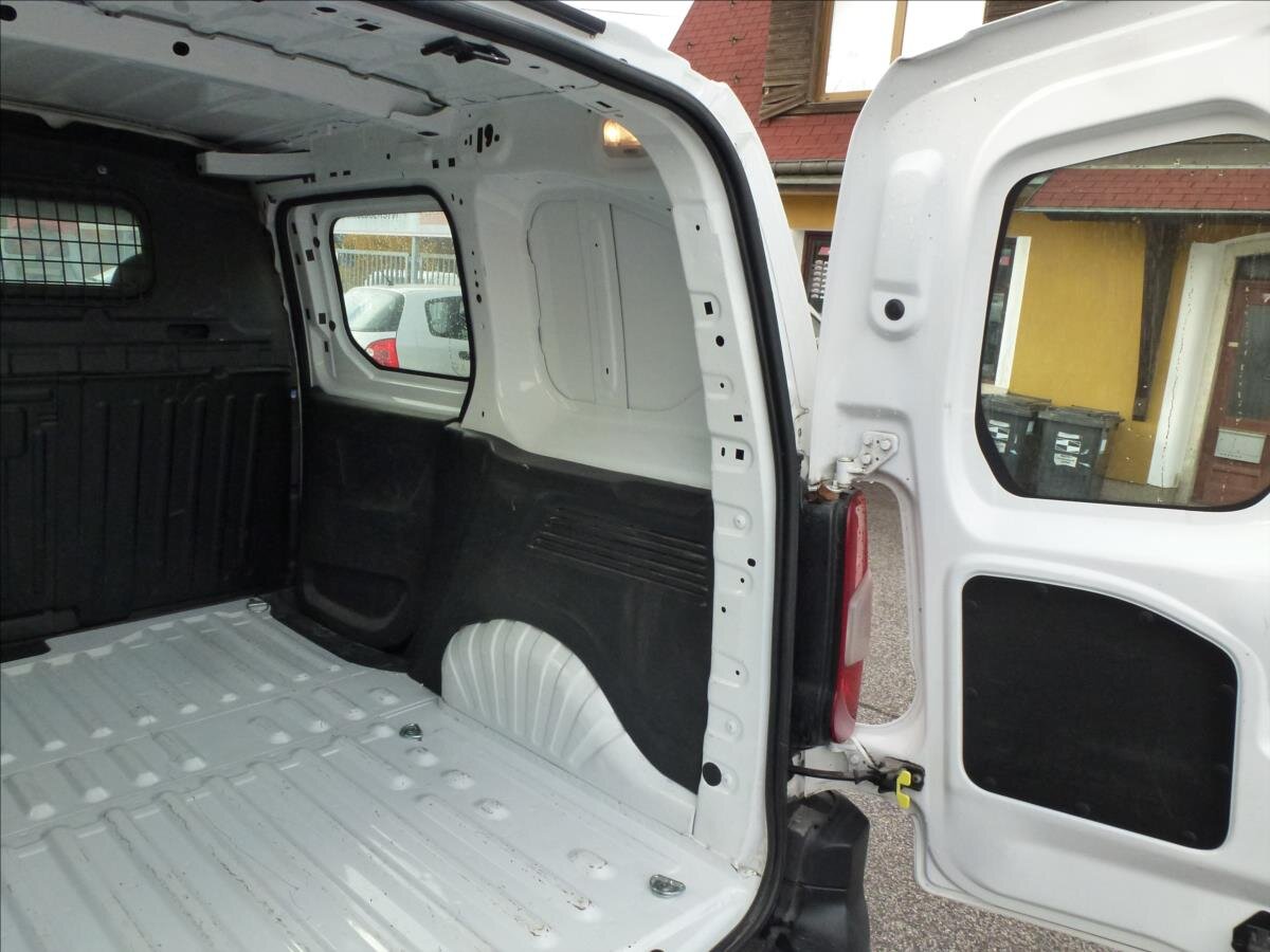 Opel Combo Ostatní 1,2 l 81 kw