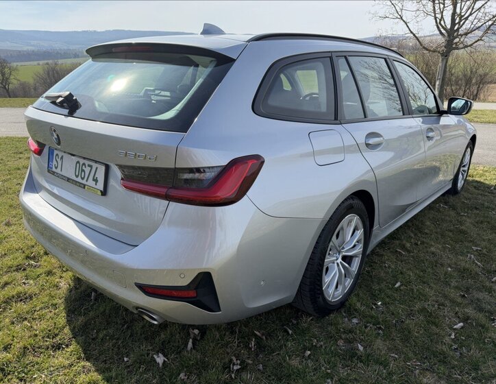 BMW Řada 3 Kombi 2,0 l 120 kw