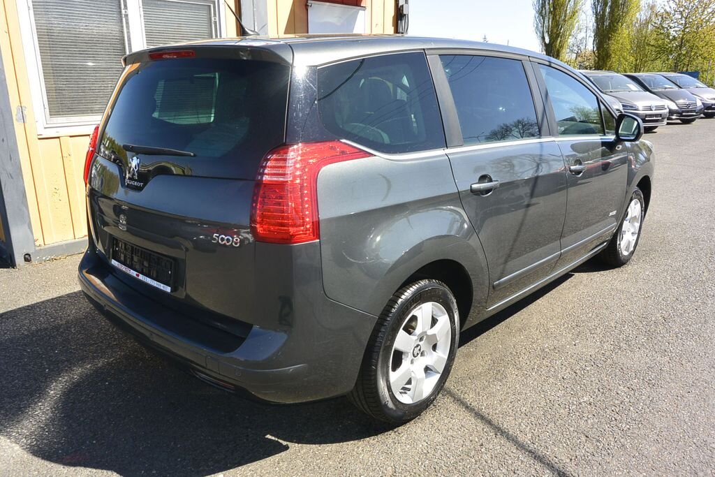 Peugeot 5008 MPV 1,6 l 88 kw