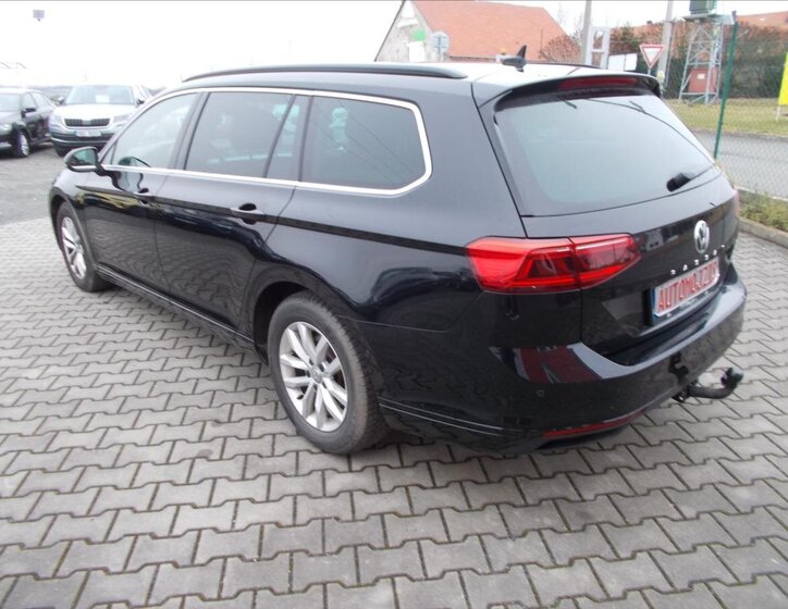 Volkswagen Passat 12