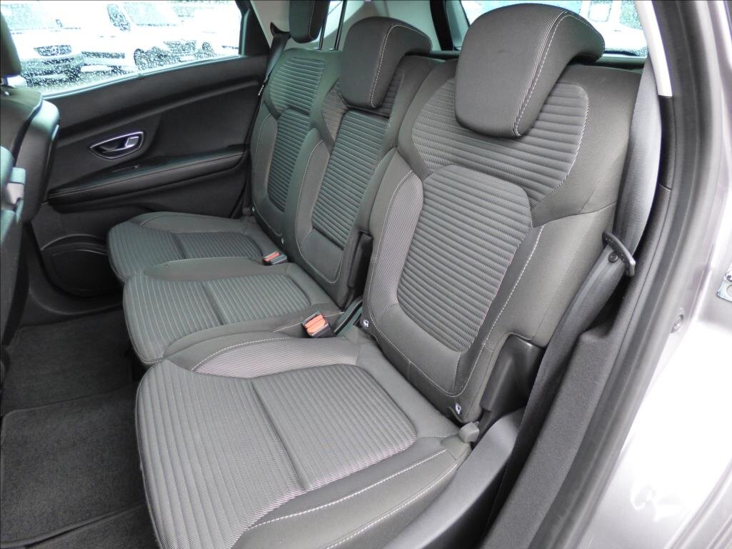 Renault Scénic MPV 1,5 l 81 kw