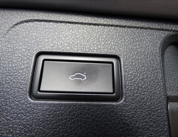 Volkswagen Passat Kombi 1,4 l 115 kw