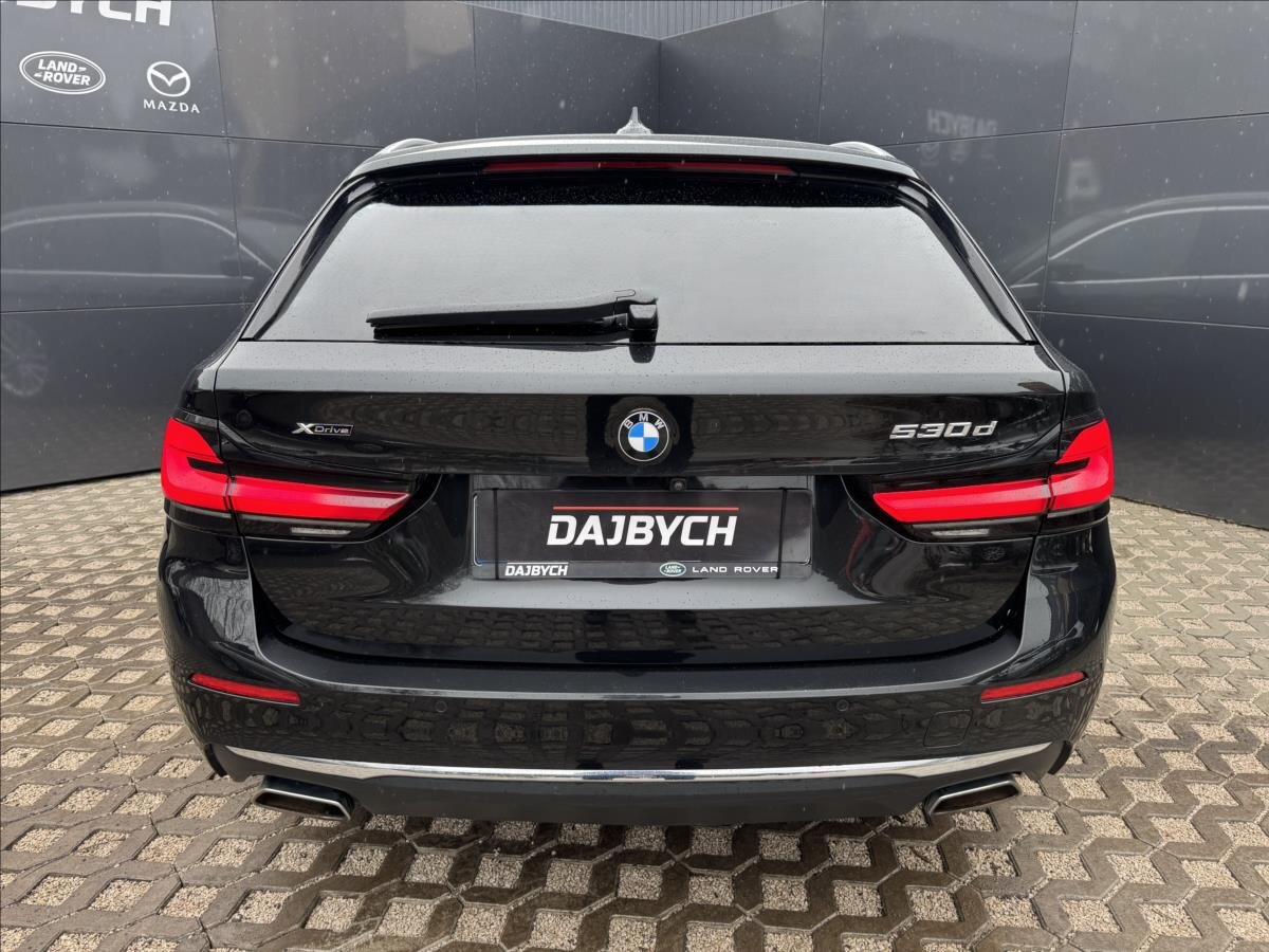 BMW Řada 5 Kombi 3,0 l 210 kw