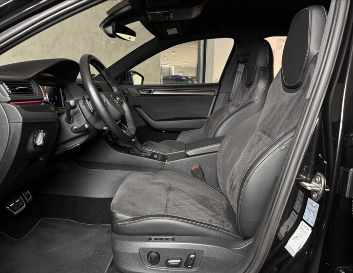 Škoda Superb Kombi 2,0 l 110 kw