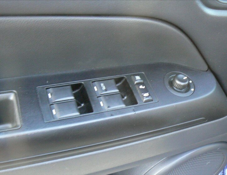 Jeep Compass SUV / Terénní 2,1 l 100 kw