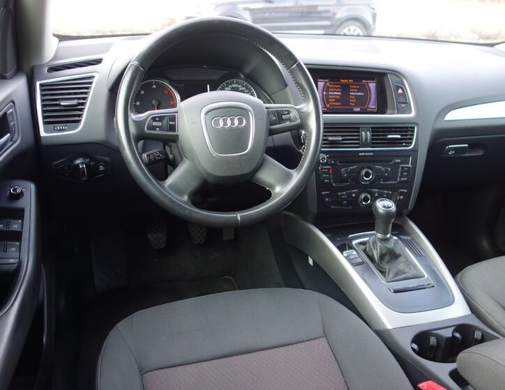 Audi Q5 11