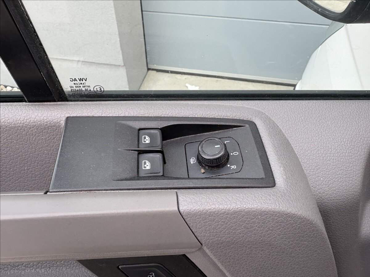 Volkswagen Crafter Skříň 2,0 l 103 kw